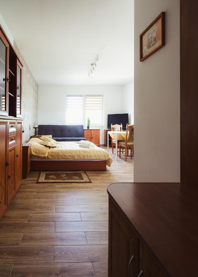 Komfortowe Pokoje U Nicole Apartment *